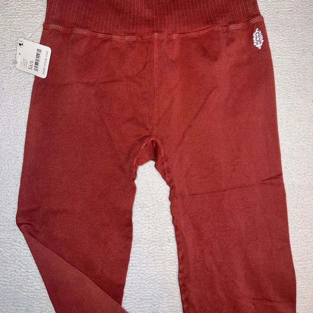 Women’s Free People Movement High-Waisted Leggings in Rust